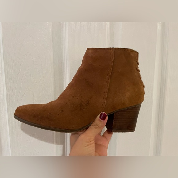 Aldo- Block heel ankle booties - Picture 15 of 16